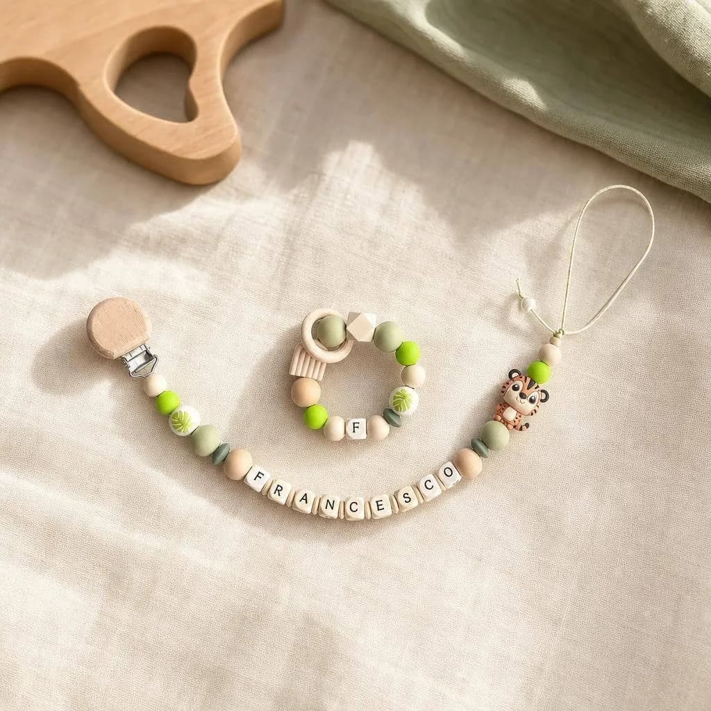 Bracelet gift set in a soft ecommerce scene